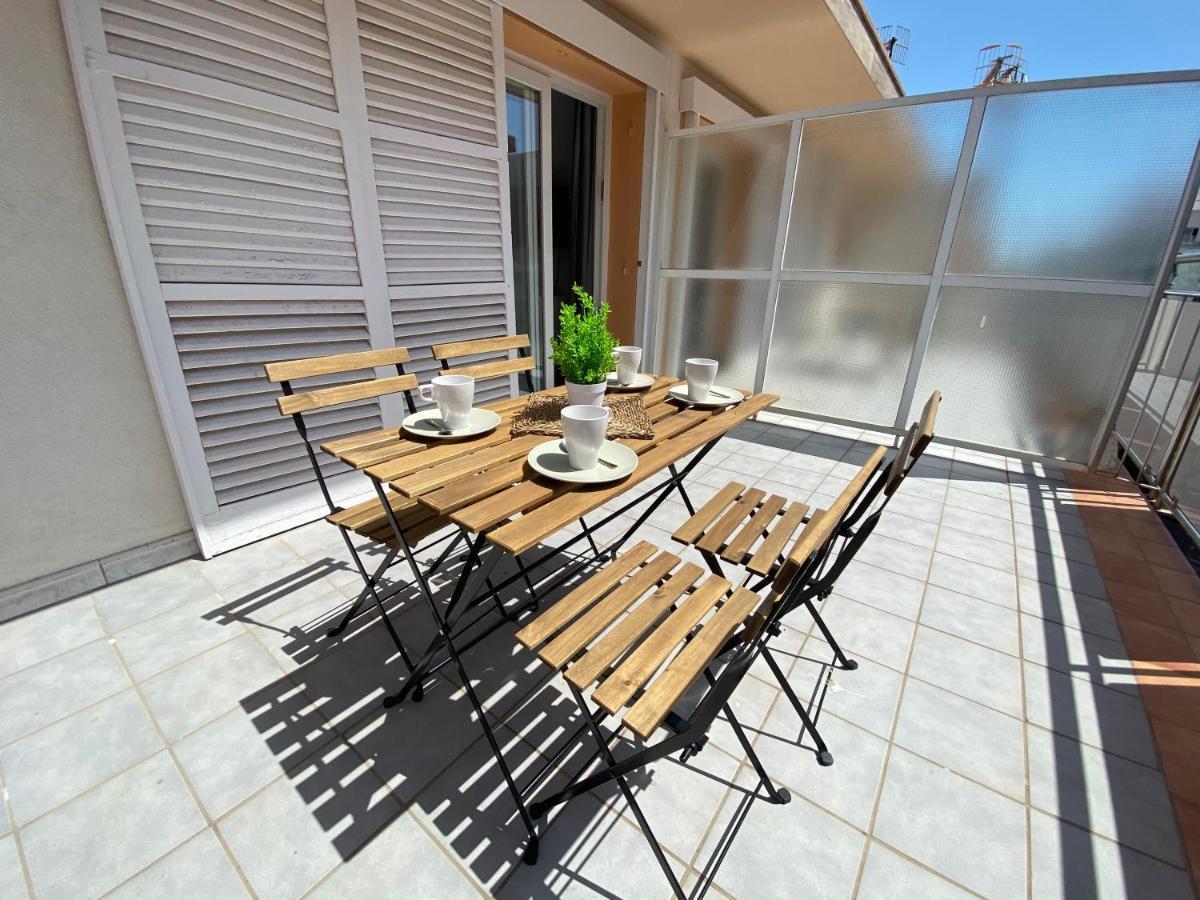 Apartamentos Ar Isern Blanes Exterior photo